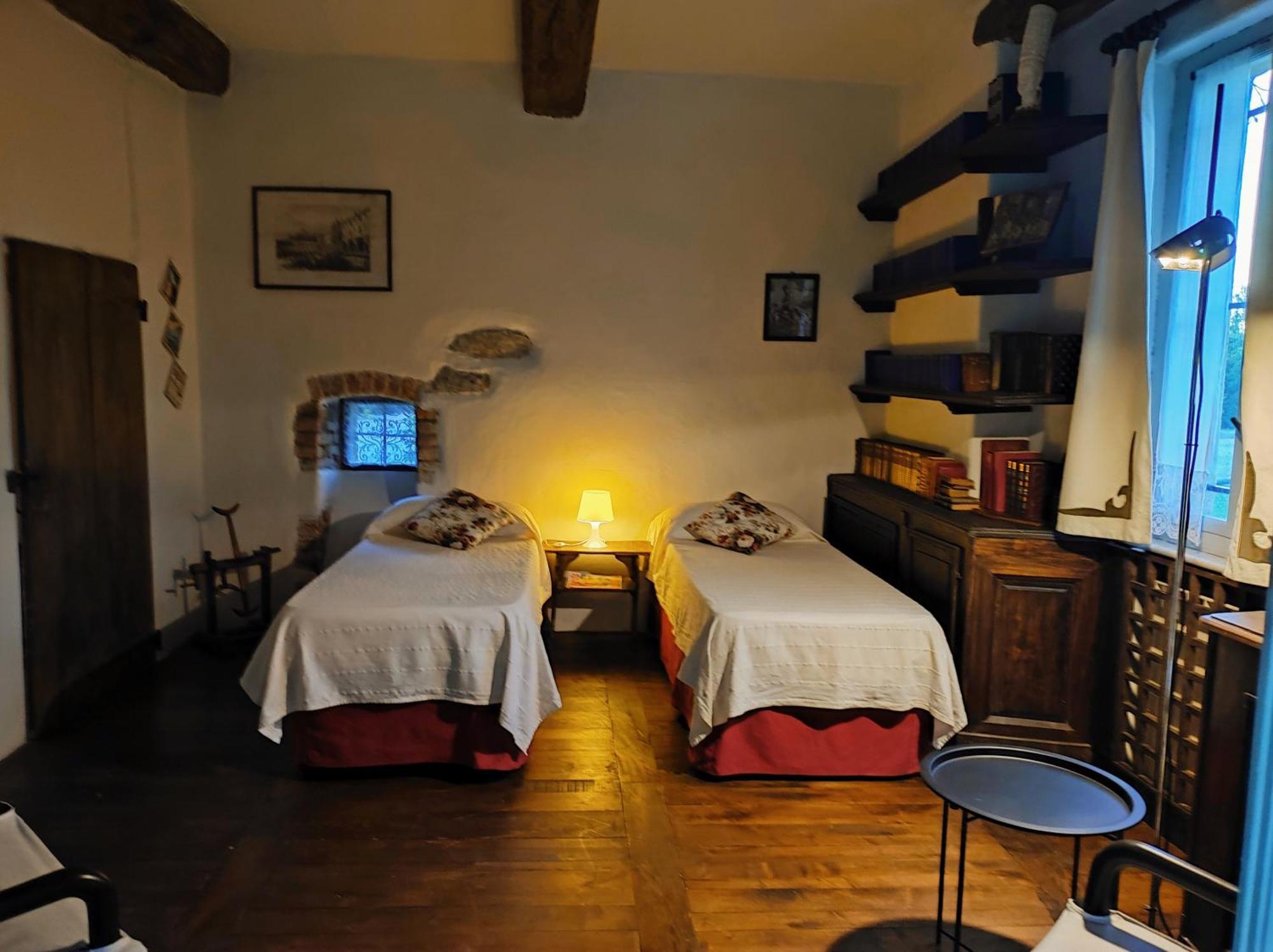 Antica Cascina Del Medico Hotell Muzzano Exteriör bild
